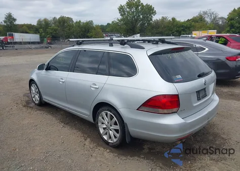 2013 Volkswagen Jetta Sportwagen 2.0L Tdi z USA, uszkodzony, nr VIN 3VWPL7AJ5DM672867